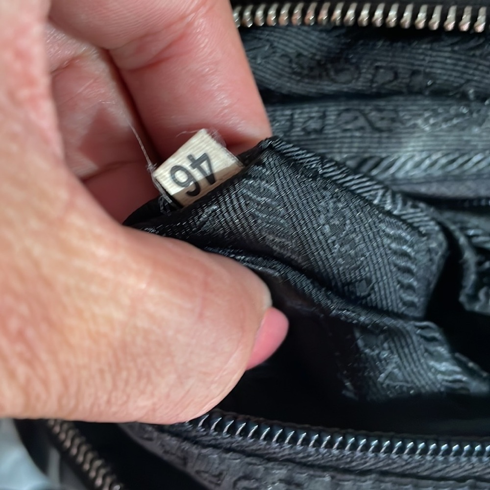 PradaTessurto black nylon bag with leather trim and handle - Picture 6 of 17